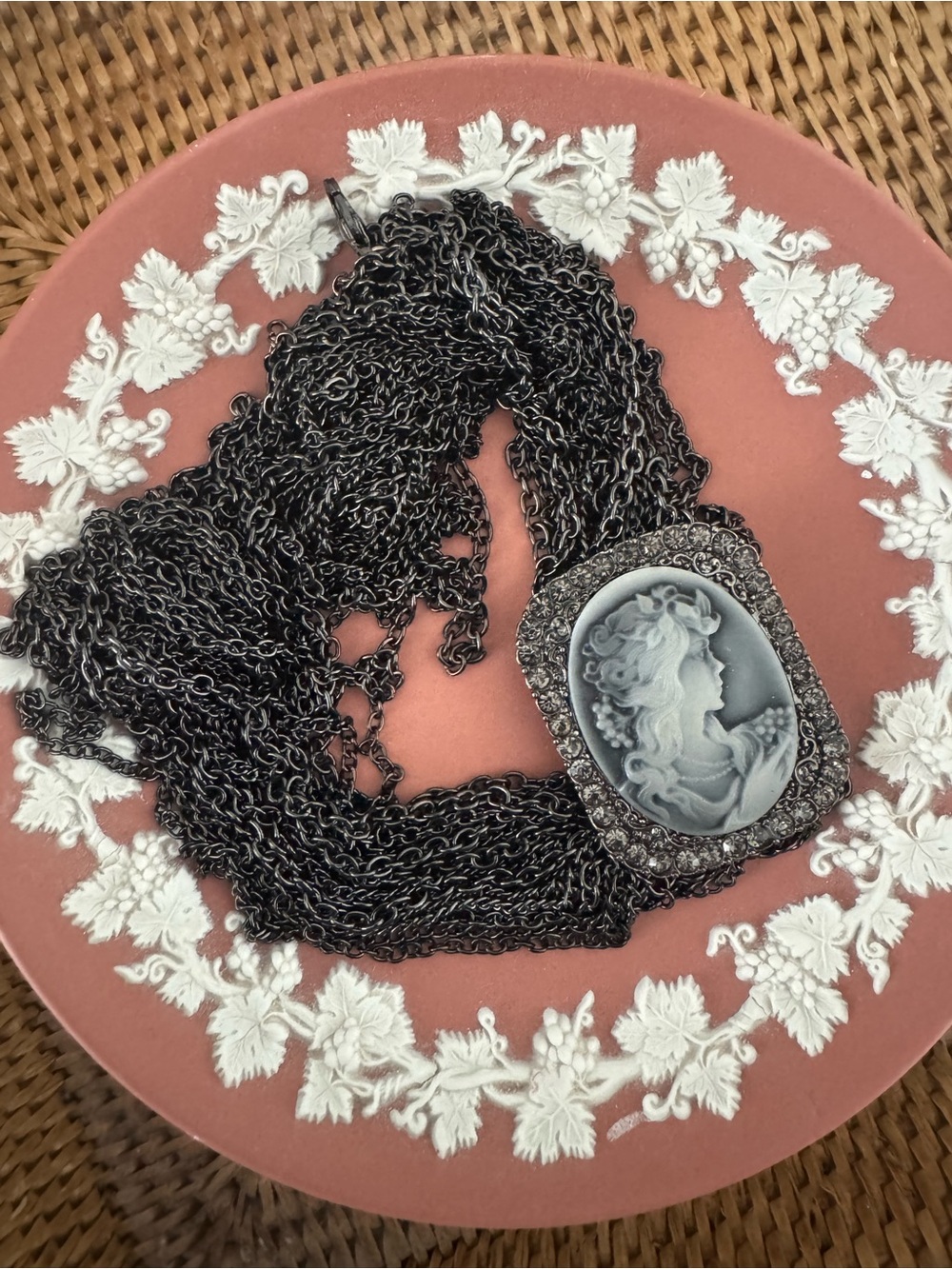 Vintage Carolee Gunmetal Multi-Chain Grey Cameo Crystal Statement Necklace